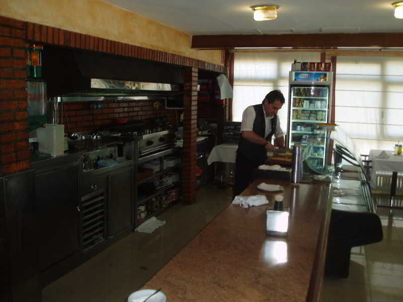 Hotel Manzanares 2*
